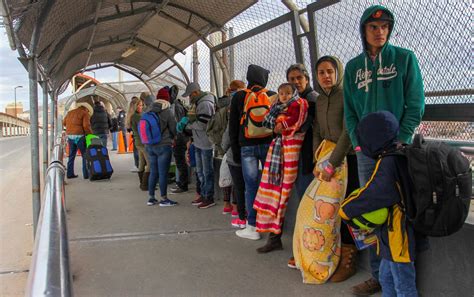 Legal migrants arrive in Colonie to seek asylum